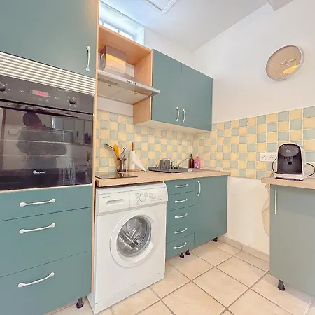 Lägenhet Mas Centrale, Bord De Cour Interieur Ideal Pour 4 Personnes